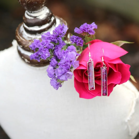 Memory Flower Bar Earrings >