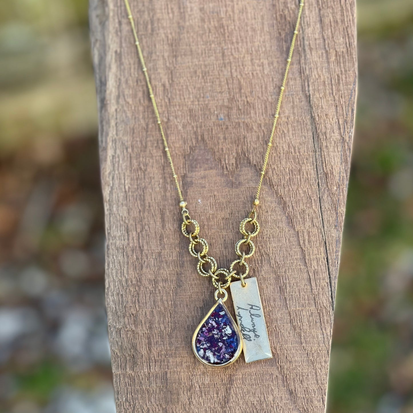 Memory Flower Textured Link Necklace with Personalized Handwriting Charm