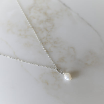 Good Luck Necklace with a Freshwater Pearl in Silver